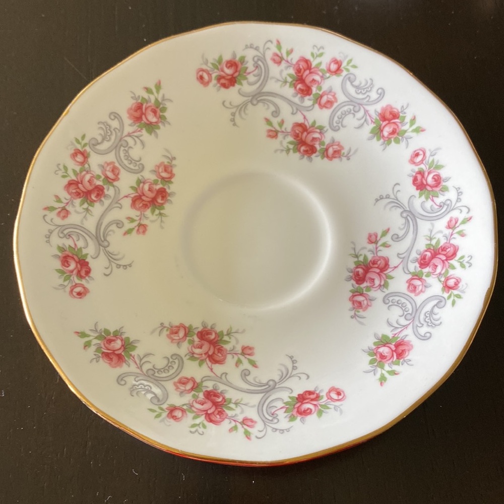 MCM Royal Osborne Elegant White Bone China Tea Cup & Saucer & Plate Set! - Picture 7 of 8